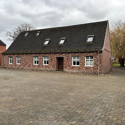Ansicht  Haus (1)