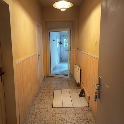 Flur zum Hintereingang / Garten