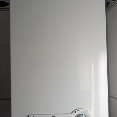 Warmwasserbereiter
