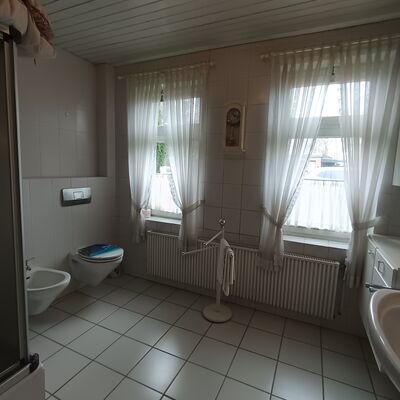 Badezimmer EG